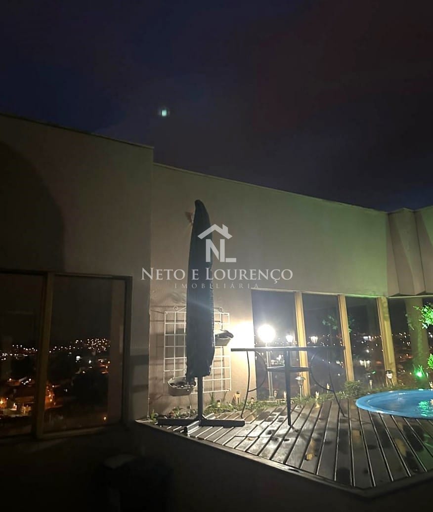Apartamento à venda com 3 quartos, 153m² - Foto 1