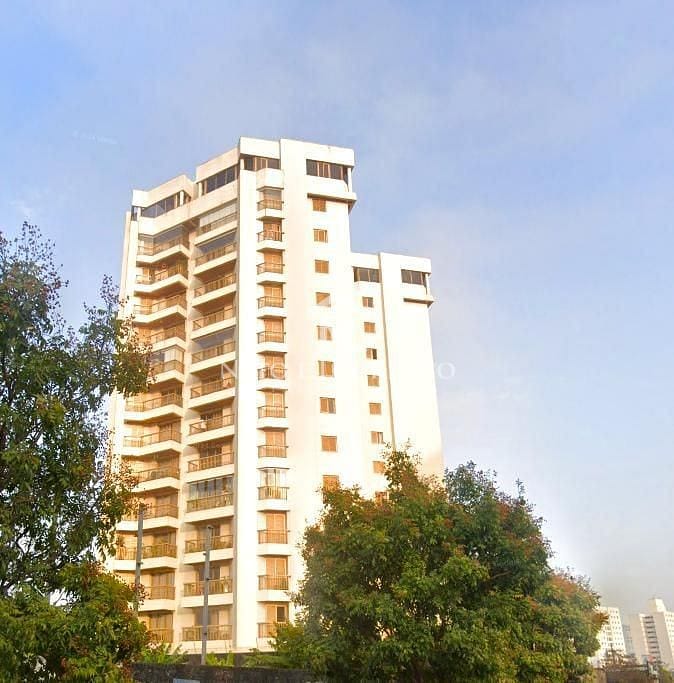 Apartamento à venda com 3 quartos, 153m² - Foto 19