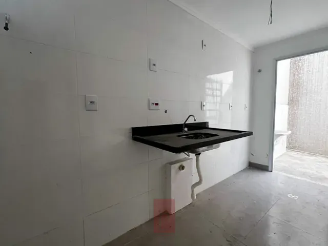Apartamento 2 quartos e 1 banheiro, para alugar, no bairro Vila Guilherme em São Paulo