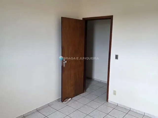 Apartamento 2 quartos e 2 banheiros, à venda, no bairro Centro em São José do Rio Preto