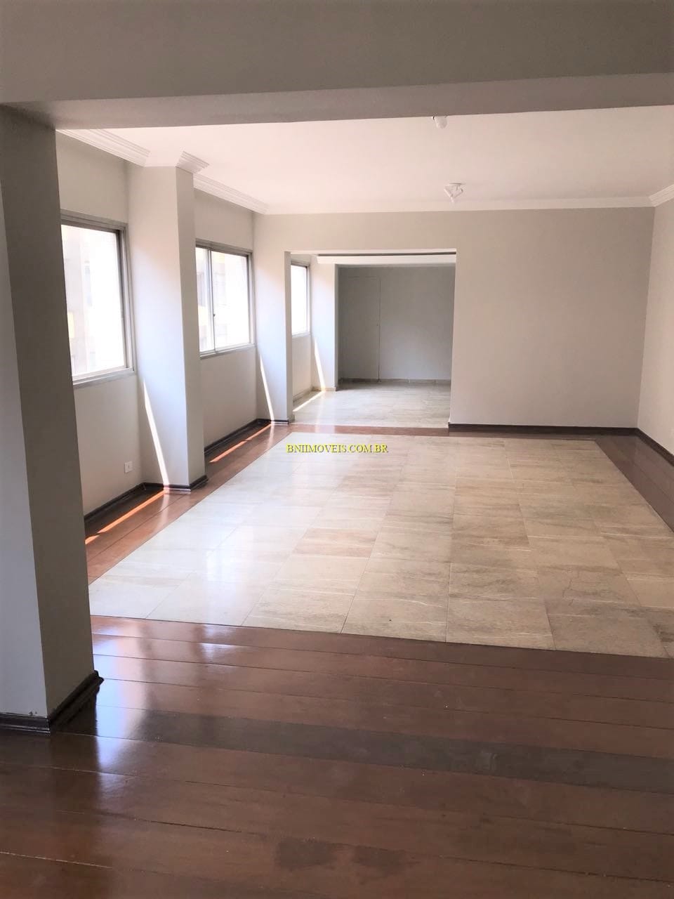Apartamento, 3 quartos, 225 m² - Foto 2