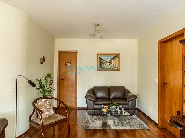 Apartamento com 200m² 3 quartos e 2 banheiros, à venda, no bairro Alto de Pinheiros em São Paulo