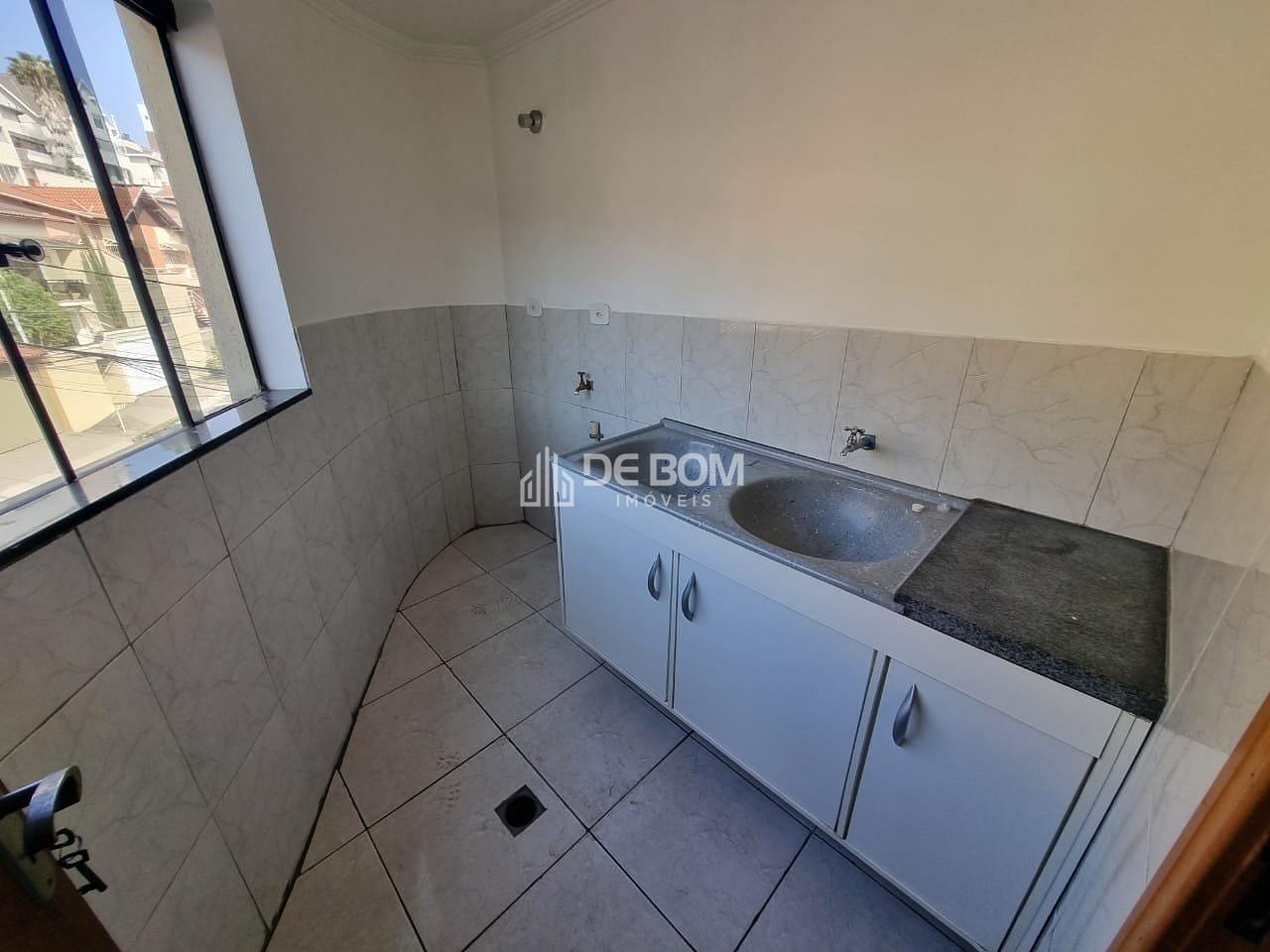 Apartamento para alugar com 2 quartos, 86m² - Foto 10