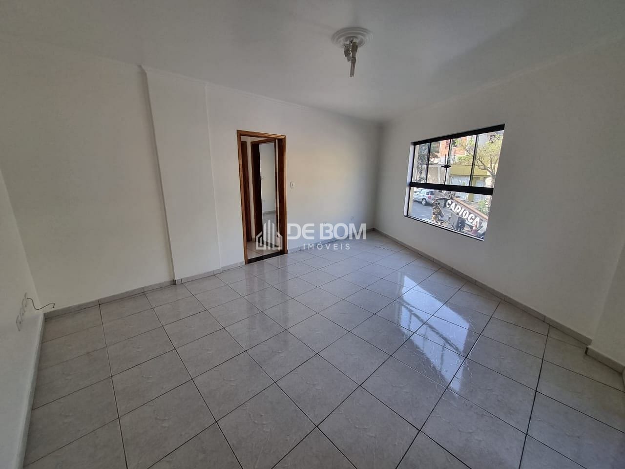 Apartamento para alugar com 2 quartos, 86m² - Foto 2