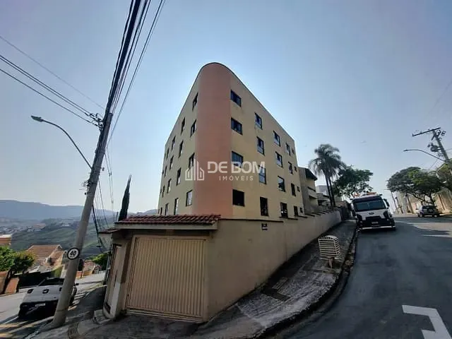 Apartamento com 86m² 2 quartos e 1 banheiro, para alugar, no bairro Jardim Centenário em Poços de Caldas
