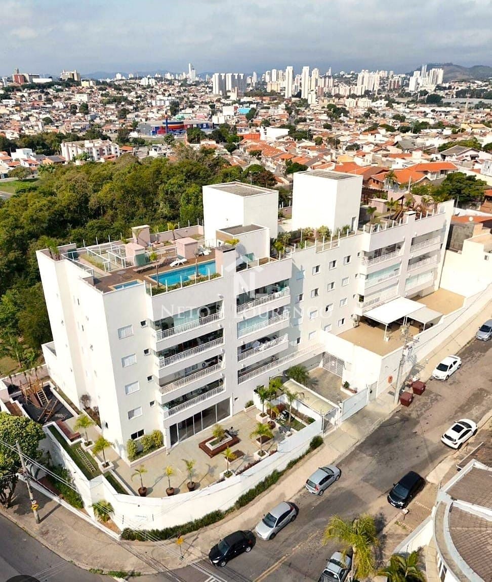 Apartamento à venda com 3 quartos, 98m² - Foto 1