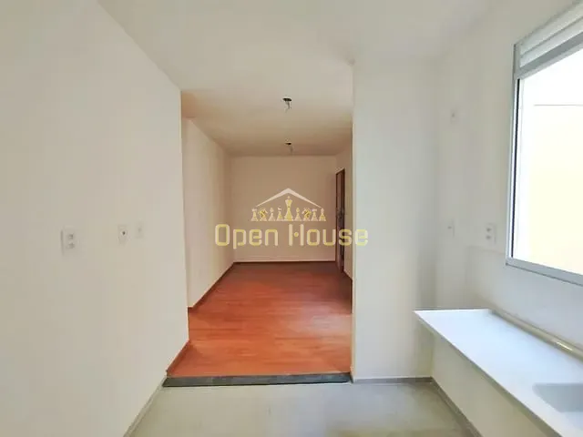 Apartamento 2 quartos e 1 banheiro, à venda, no bairro São Luiz em Volta Redonda