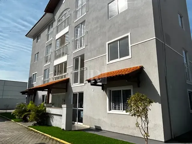 Apartamento 2 quartos e 1 banheiro, à venda, no bairro Areias em Tijucas