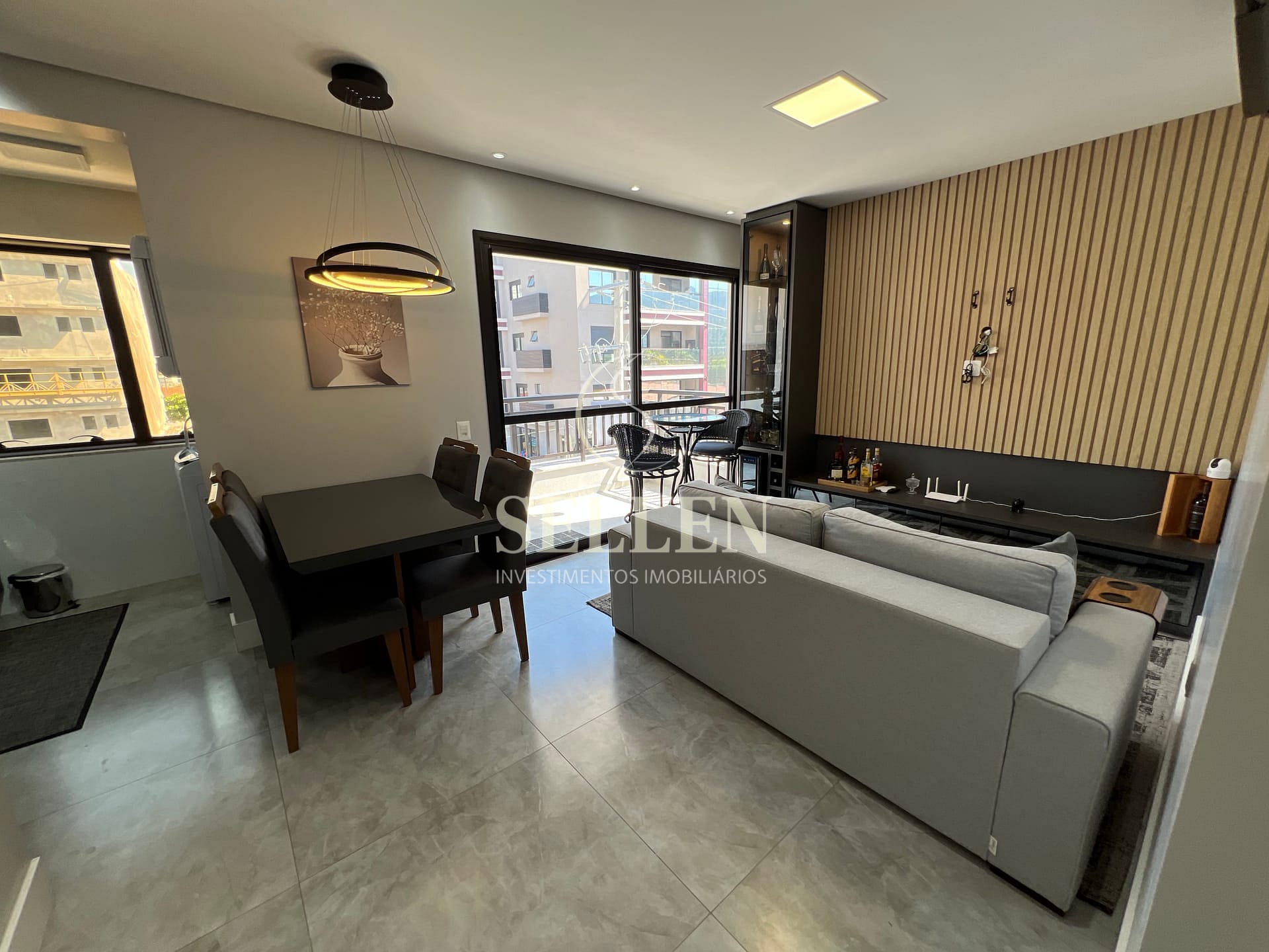 Apartamento à venda com 2 quartos, 64m² - Foto 1