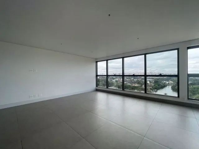 Apartamento com 10m² 3 quartos e 5 banheiros, à venda, no bairro Bela Suiça em Londrina
