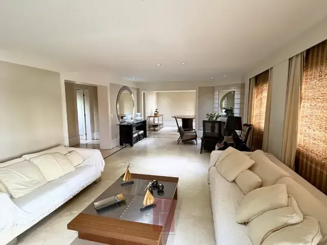 Apartamento com 235m² 4 quartos e 5 banheiros, à venda, no bairro Santana em São Paulo