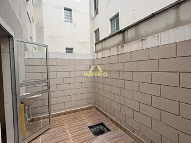 Apartamento com 53m² 2 quartos e 1 banheiro, para alugar, no bairro Salto Ville em Salto