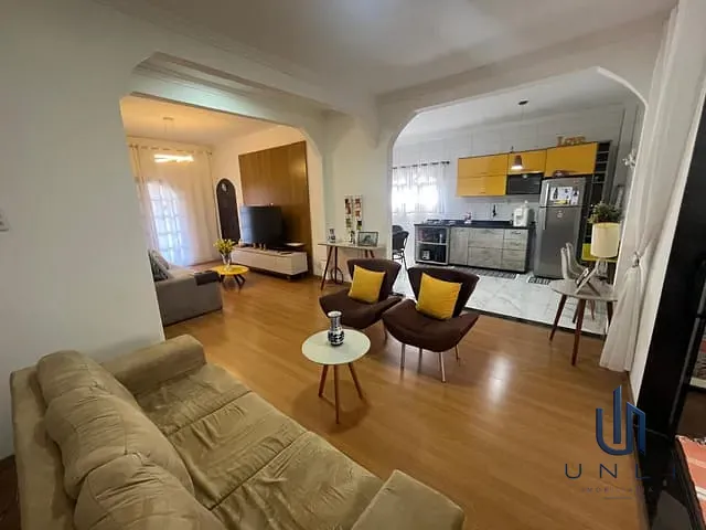 Apartamento 3 quartos e 2 banheiros, à venda, no bairro Sessenta em Volta Redonda