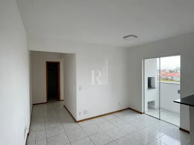 Apartamento 2 quartos e 2 banheiros, para alugar, no bairro XV de Novembro em Tijucas