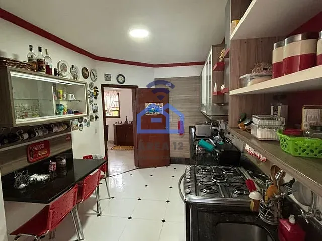 Apartamento 4 quartos e 3 banheiros, para alugar, no bairro Pontal da Cruz em São Sebastião