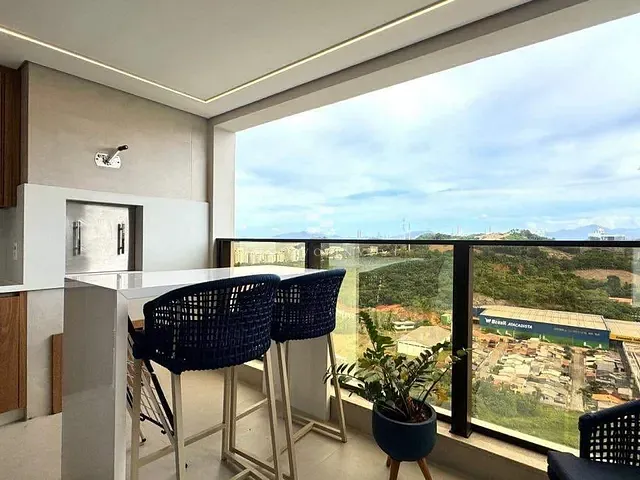 Apartamento 3 quartos e 2 banheiros, para alugar, no bairro Praia Brava de Itajaí em Itajaí