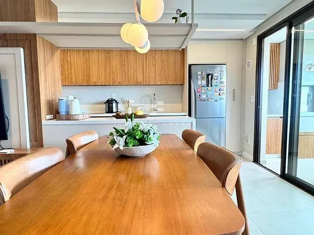 Apartamento 3 quartos e 2 banheiros, para alugar, no bairro Praia Brava de Itajaí em Itajaí