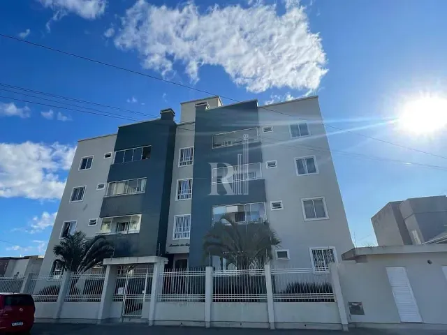Apartamento 2 quartos e 1 banheiro, para alugar, no bairro Centro em Tijucas