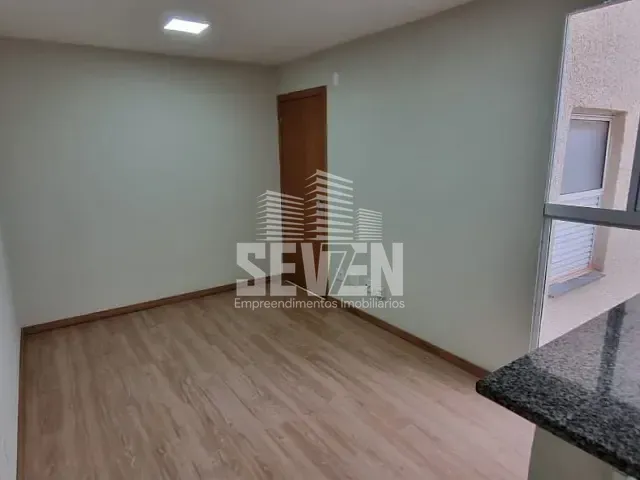 Apartamento com 44m² 2 quartos e 1 banheiro, à venda, no bairro Jardim Country Club em Bauru