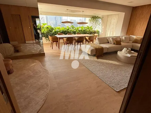 Apartamento 2 quartos e 3 banheiros, à venda ou para alugar, no bairro Itaim Bibi em São Paulo