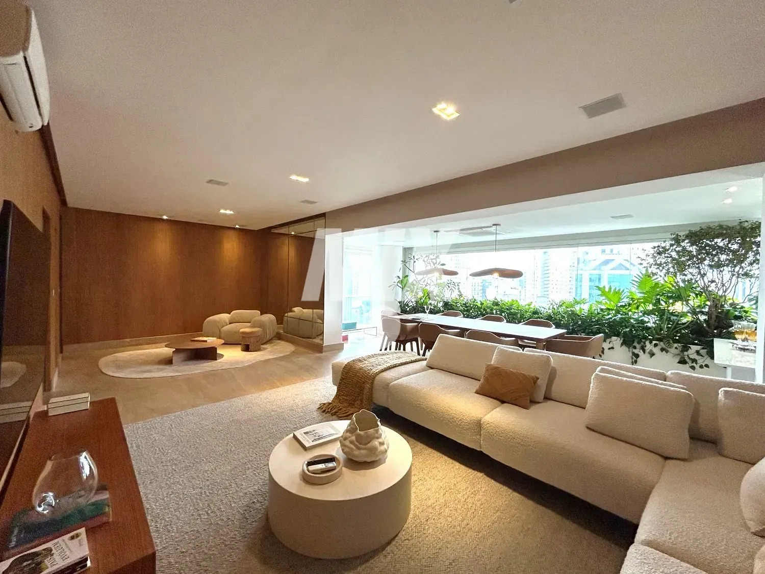 Apartamento, 2 quartos, 157 m² - Foto 1