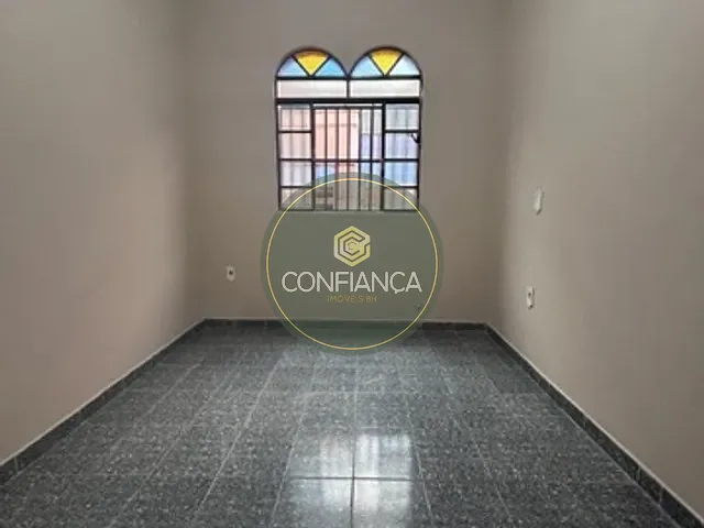 Apartamento 2 quartos e 1 banheiro, para alugar, no bairro Boa Vista em Belo Horizonte