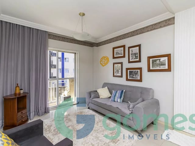 Apartamento 3 quartos e 2 banheiros, à venda, no bairro Novo Mundo em Curitiba