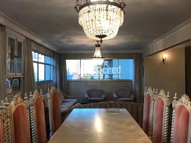 Apartamento com 352m² 5 quartos e 3 banheiros, à venda, no bairro Centro em Londrina