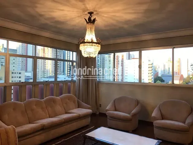 Apartamento com 352m² 5 quartos e 3 banheiros, à venda, no bairro Centro em Londrina