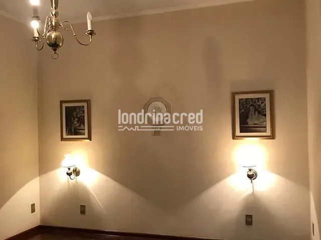 Apartamento com 352m² 5 quartos e 3 banheiros, à venda, no bairro Centro em Londrina