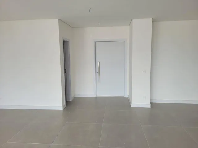 Apartamento com 271m² 3 quartos e 3 banheiros, à venda, no bairro Gleba Palhano em Londrina