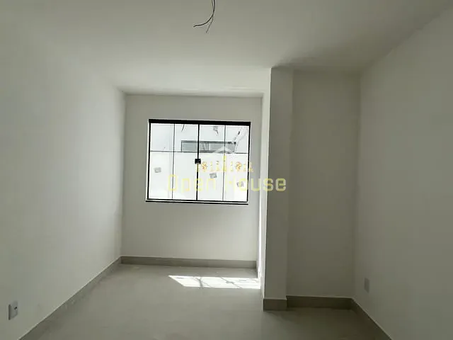 Apartamento 3 quartos e 1 banheiro, à venda, no bairro Jardim Amália em Volta Redonda