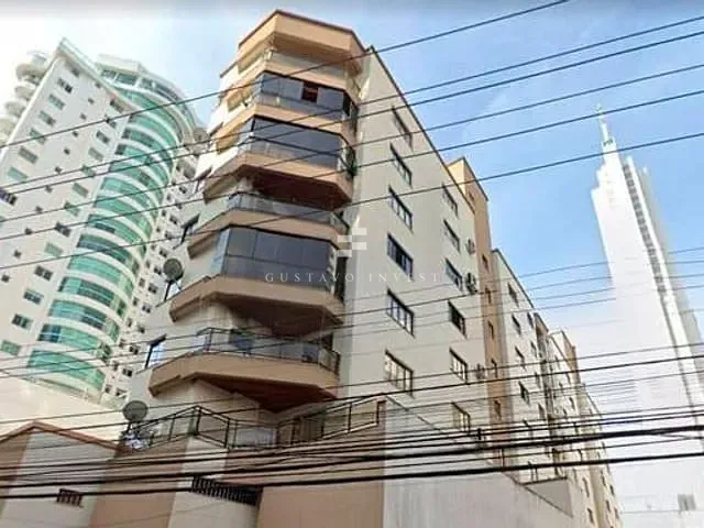 Apartamento com 288m² 4 quartos e 2 banheiros, à venda, no bairro Centro em Balneário Camboriú