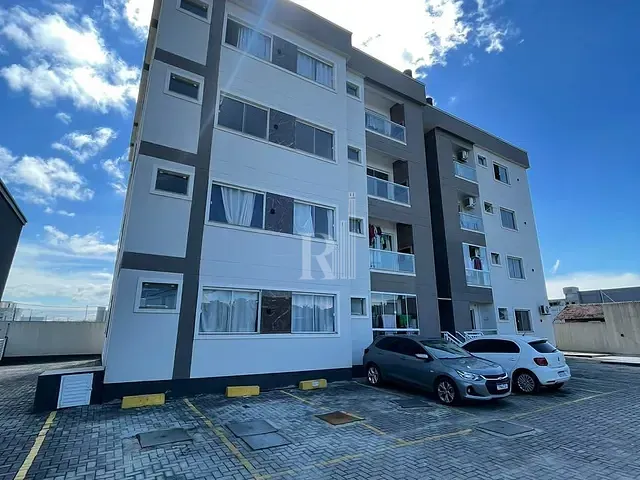 Apartamento 2 quartos e 1 banheiro, à venda, no bairro Santa Luzia em Tijucas