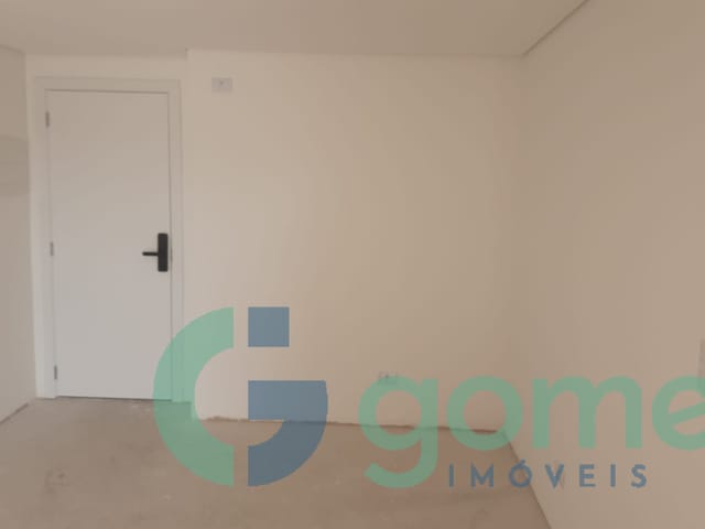 Apartamento 2 quartos e 2 banheiros, à venda, no bairro Centro em Curitiba