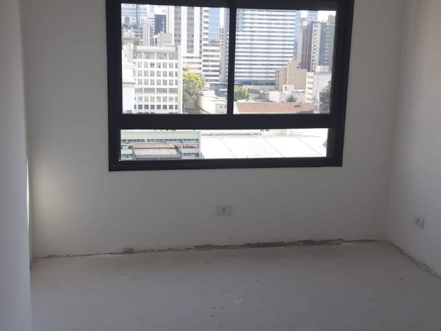 Apartamento 2 quartos e 2 banheiros, à venda, no bairro Centro em Curitiba