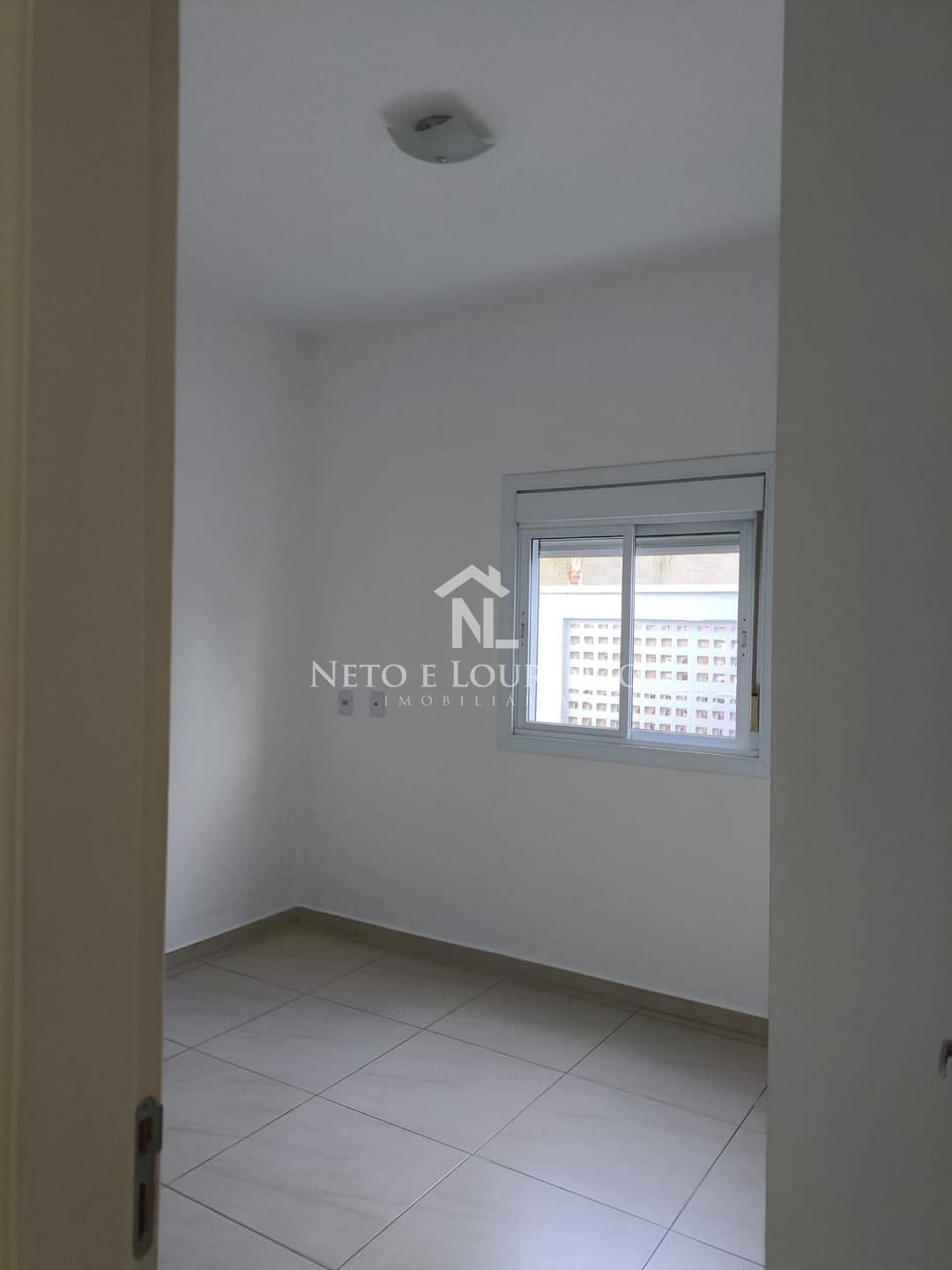 Apartamento à venda com 2 quartos, 30m² - Foto 6
