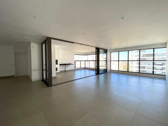 Apartamento com 368m² 3 quartos e 4 banheiros, à venda, no bairro Gleba Palhano em Londrina