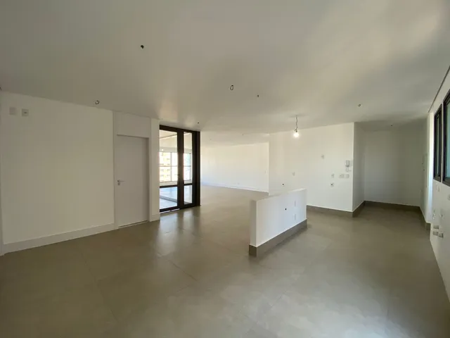 Apartamento com 368m² 3 quartos e 4 banheiros, à venda, no bairro Gleba Palhano em Londrina