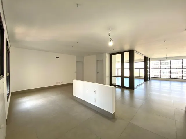 Apartamento com 368m² 3 quartos e 4 banheiros, à venda, no bairro Gleba Palhano em Londrina