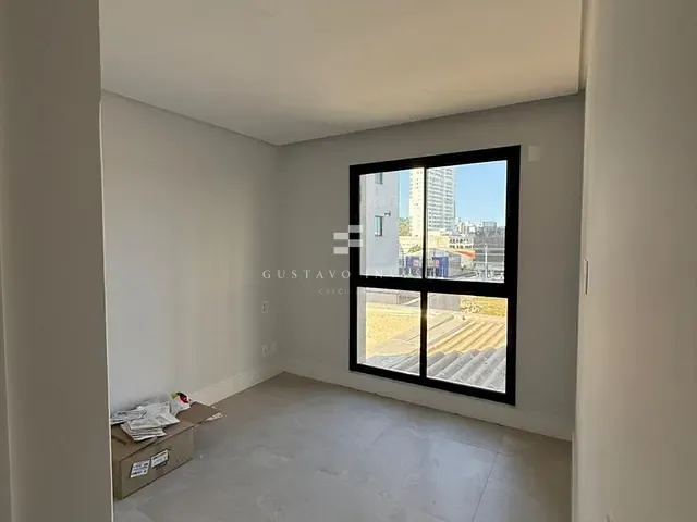 Apartamento 2 quartos e 2 banheiros, à venda, no bairro Praia Brava de Itajaí em Itajaí