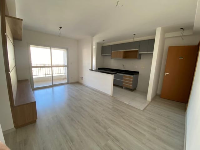 Foto do Apartamento - Belíssimo apto pronto para morar, com 65m² muito bem distribuídos. R$ 375.000, no Parque Industrial | RUSSI IMÓVEIS