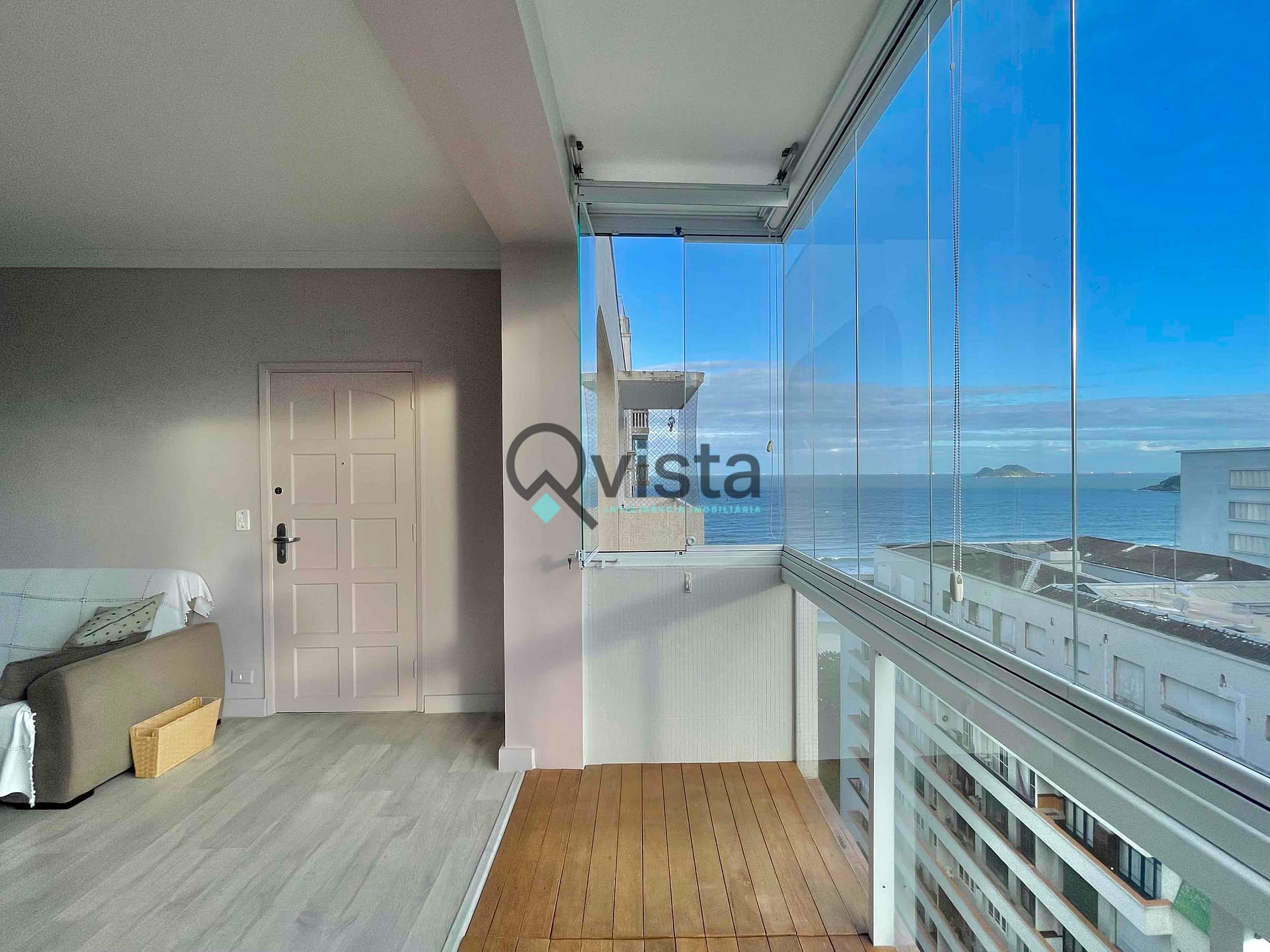 Apartamento à venda com 3 quartos, 106m² - Foto 3
