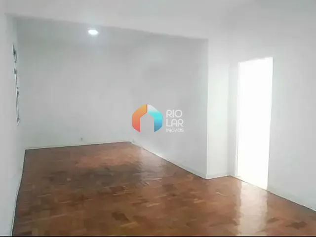 Apartamento com 100m² 3 quartos e 1 banheiro, à venda, no bairro Tijuca em Rio de Janeiro
