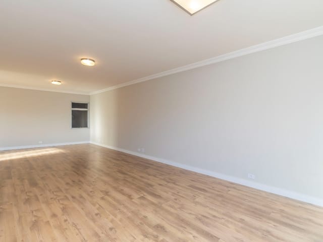Foto do Apartamento - Lindo apartamento alto padrão de 3 dormitórios com 1 SUÍTE à venda, Centro, Curitiba, PR por apenas R$1.149.000,00!! | IMOBILIÁRIA TRIHOUSES