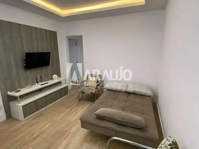 Apartamento 3 quartos e 2 banheiros, à venda, no bairro Centro em Balneário Camboriú