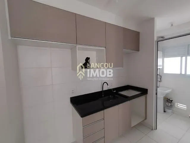 Apartamento 2 quartos e 2 banheiros, à venda, no bairro Vila Lacerda em Jundiaí