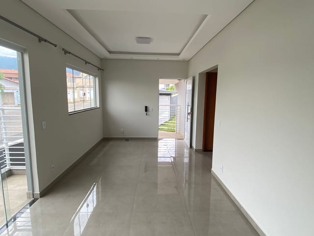 Apartamento 2 quartos e 1 banheiro, para alugar, no bairro Jatobás em Extrema