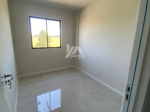 Apartamento com 53m² 2 quartos e 1 banheiro, à venda, no bairro Cidade dos Lagos em Guarapuava
