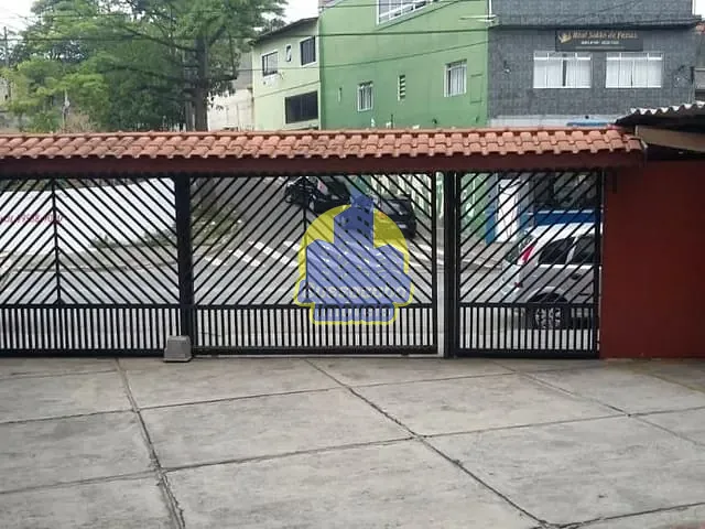 Apartamento 2 quartos e 1 banheiro, à venda, no bairro Santo Antônio em Osasco